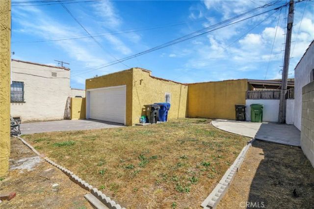 1054 W 81st Place, Los Angeles, CA 90044