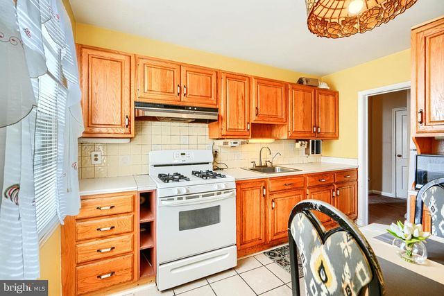 3807 GRENTON AVE, Baltimore, MD 21206