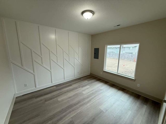 8992 E Forbes Cir., Bel Aire, KS 67226