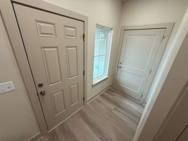 8992 E Forbes Cir., Bel Aire, KS 67226