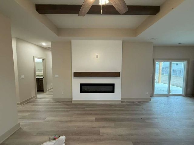 8992 E Forbes Cir., Bel Aire, KS 67226