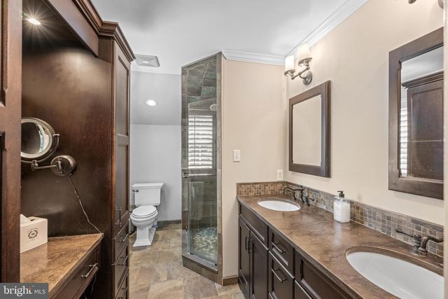 1064 BEAUMONT RD, Berwyn, PA 19312