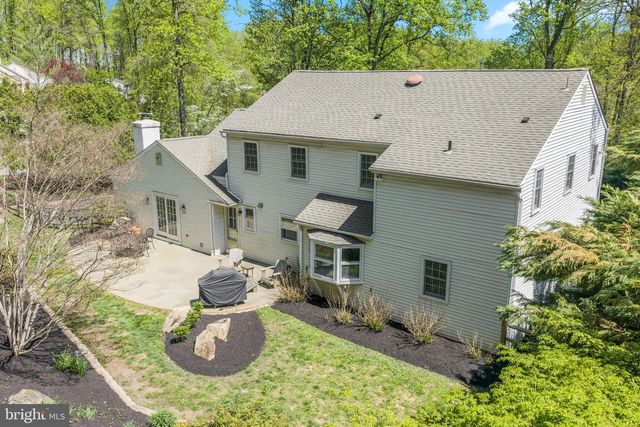 1064 BEAUMONT RD, Berwyn, PA 19312