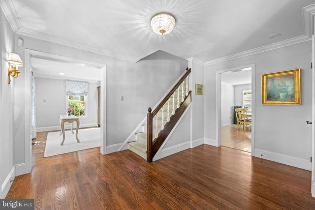 1064 BEAUMONT RD, Berwyn, PA 19312