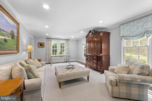 1064 BEAUMONT RD, Berwyn, PA 19312
