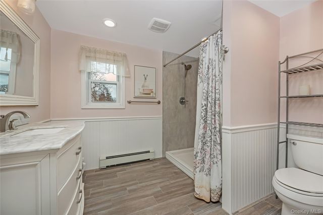 15 Bingham Place, Amityville, NY 11701