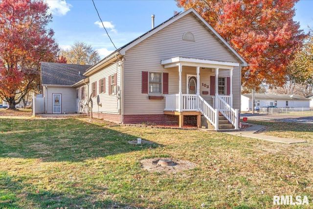 103 S HENDERSON Road, Virden, IL 62690