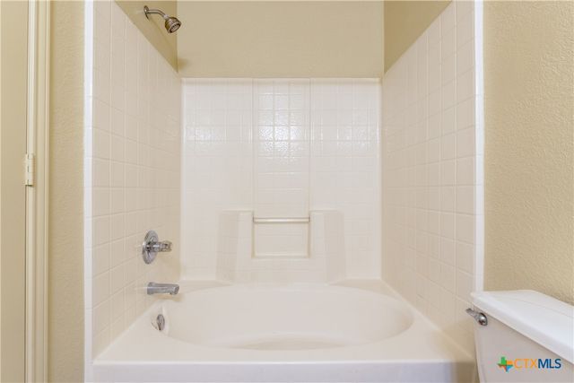 5301 Morning Glen Lane, Killeen, TX 76542