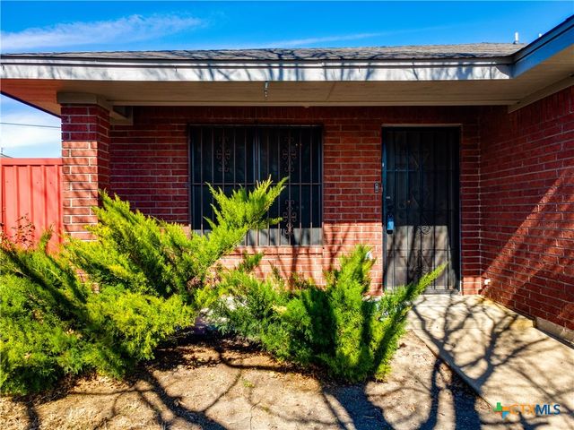 5301 Morning Glen Lane, Killeen, TX 76542