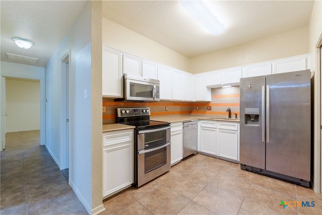 5301 Morning Glen Lane, Killeen, TX 76542