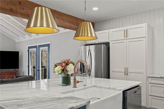 597 Wisteria Drive, Woodstock, GA 30188