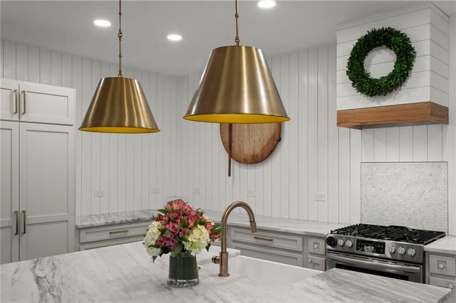 597 Wisteria Drive, Woodstock, GA 30188