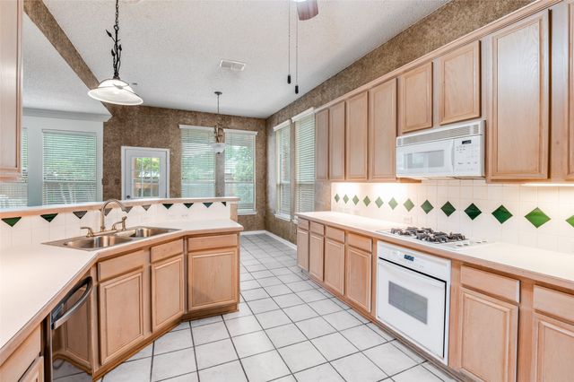 3516 Mason Drive, Plano, TX 75025