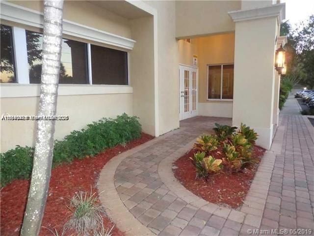5686 Rock Island Road 129, Tamarac, FL 33319