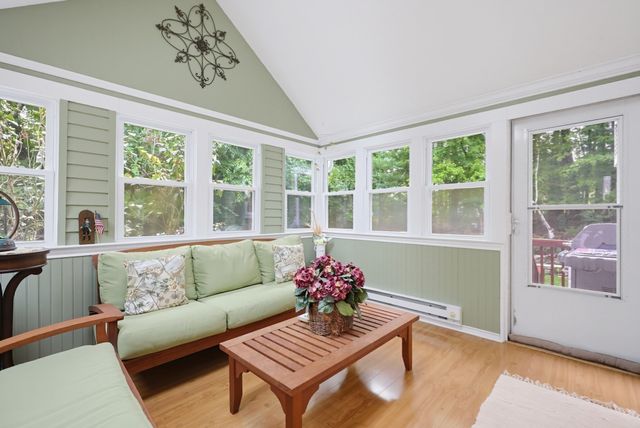 66 Farrington Ln, Marlborough, MA 01752