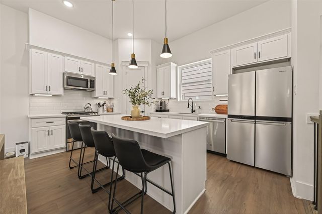 1243 W 23rd Street C, Houston, TX 77008