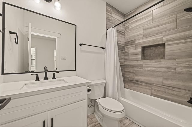 1243 W 23rd Street C, Houston, TX 77008