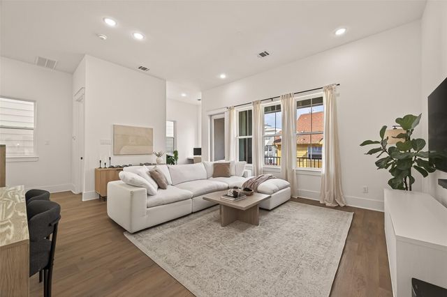 1243 W 23rd Street C, Houston, TX 77008