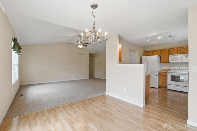 1840 Hunters Ridge Drive, Troy, OH 45373