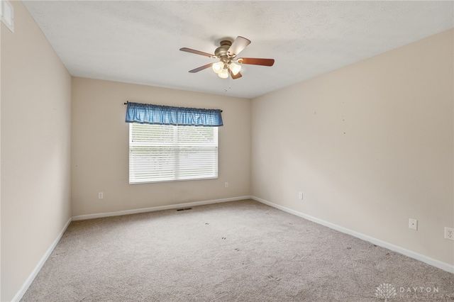 1840 Hunters Ridge Drive, Troy, OH 45373