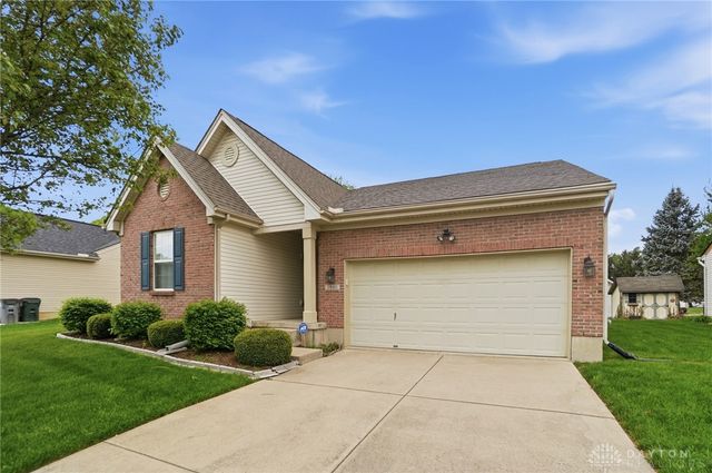 1840 Hunters Ridge Drive, Troy, OH 45373