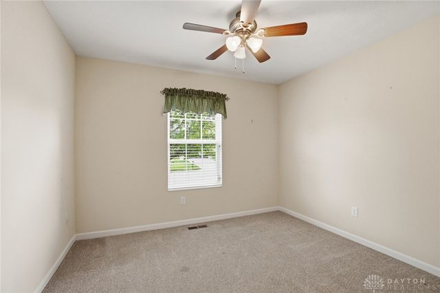 1840 Hunters Ridge Drive, Troy, OH 45373