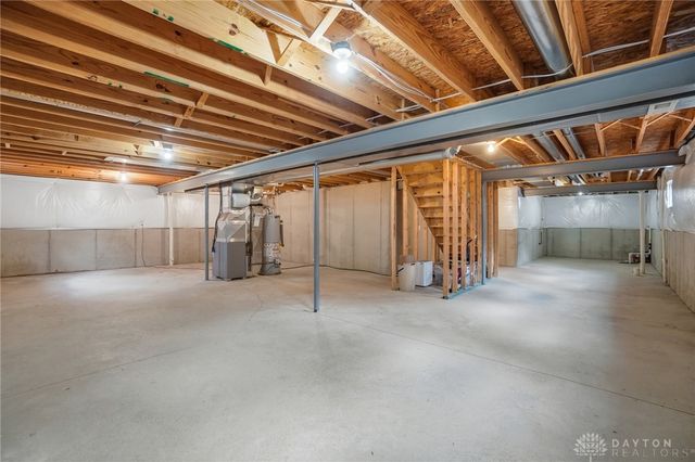 1840 Hunters Ridge Drive, Troy, OH 45373
