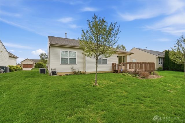 1840 Hunters Ridge Drive, Troy, OH 45373