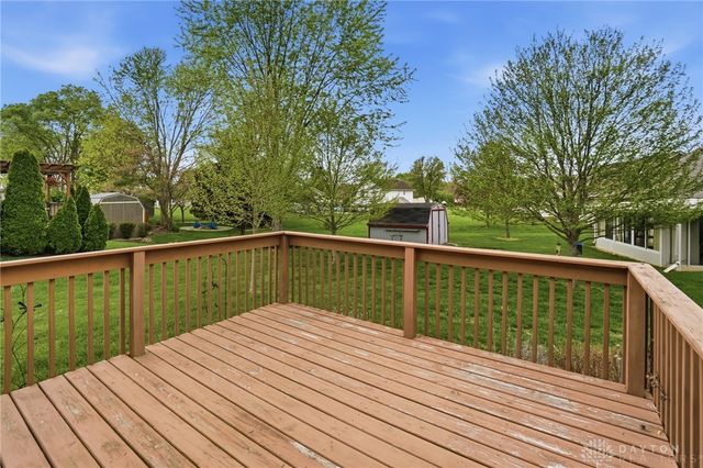 1840 Hunters Ridge Drive, Troy, OH 45373