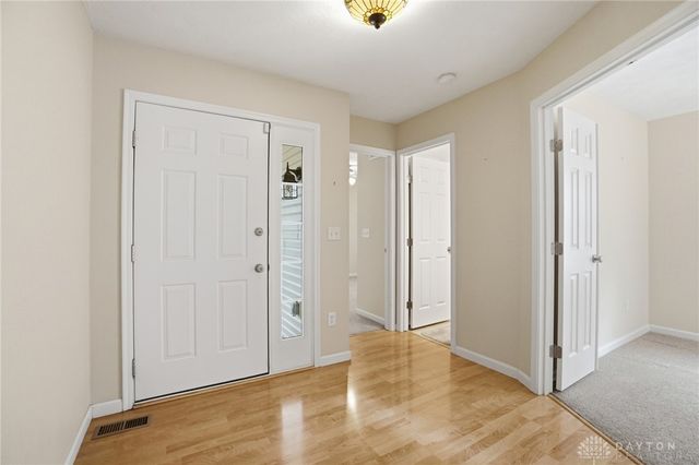 1840 Hunters Ridge Drive, Troy, OH 45373