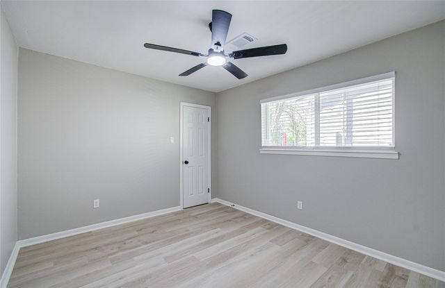 411 Oaklawn Street, League City, TX 77573