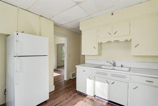 1530 N Park Street, Kalamazoo, MI 49007