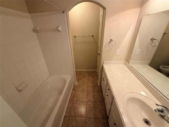 2709 Autumn Falls Drive, Pearland, TX 77584