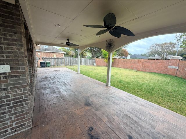 2709 Autumn Falls Drive, Pearland, TX 77584