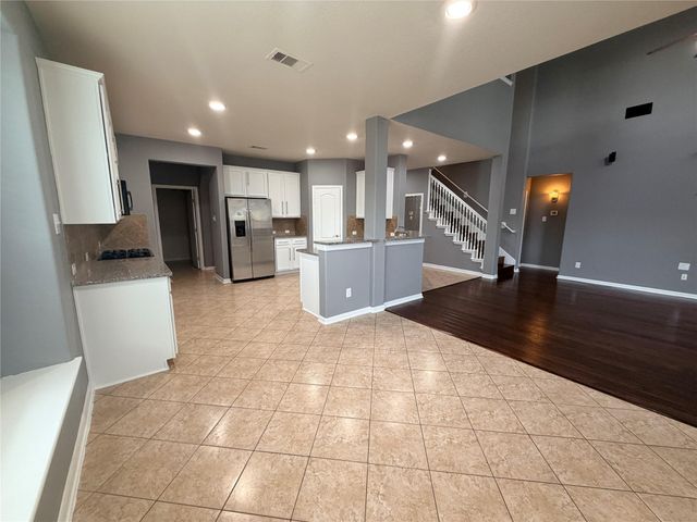 2709 Autumn Falls Drive, Pearland, TX 77584