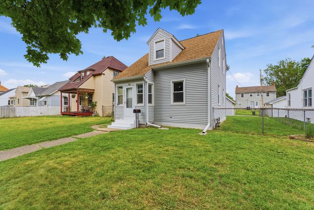 313 S Thornwood Avenue, Davenport, IA 52802