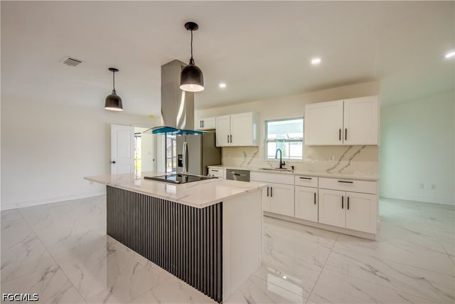 1124 NW 1st PL, Cape Coral, FL 33993