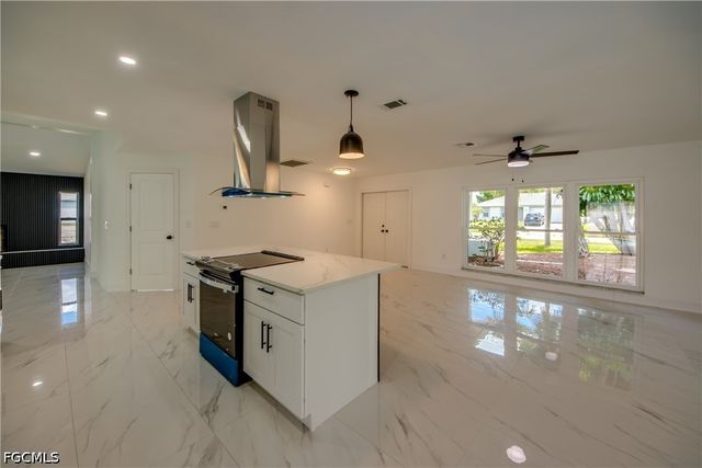 1124 NW 1st PL, Cape Coral, FL 33993