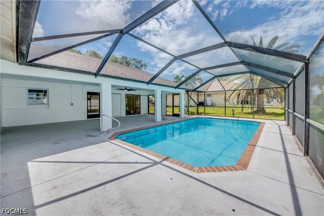 1124 NW 1st PL, Cape Coral, FL 33993