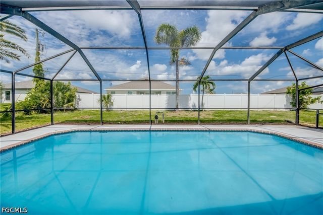 1124 NW 1st PL, Cape Coral, FL 33993