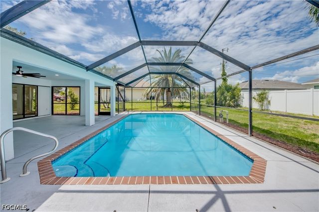 1124 NW 1st PL, Cape Coral, FL 33993