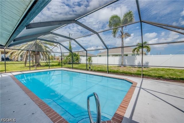 1124 NW 1st PL, Cape Coral, FL 33993