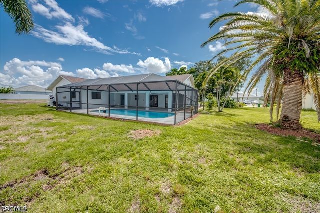 1124 NW 1st PL, Cape Coral, FL 33993