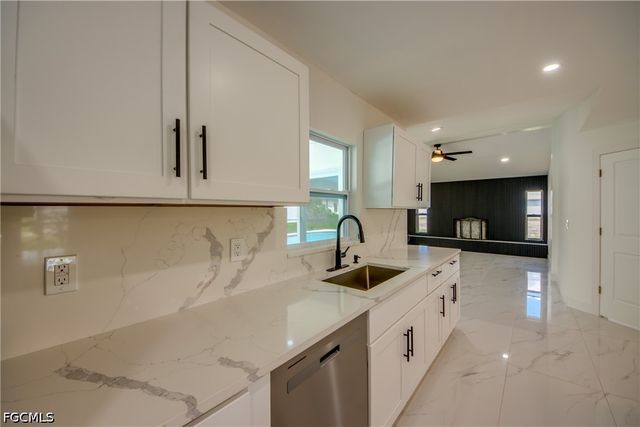 1124 NW 1st PL, Cape Coral, FL 33993