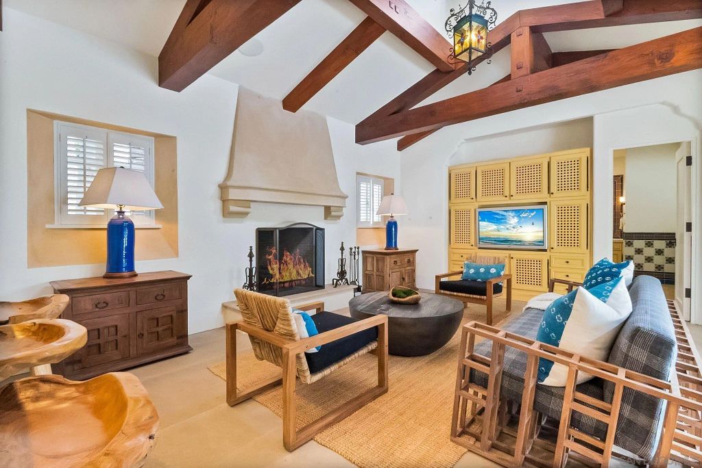 Image 30 of property listing at 1205 Muirlands Dr, La Jolla, CA 92037