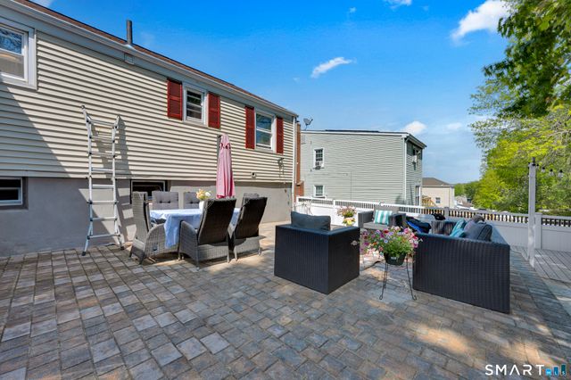 25 Crystal Street, Wethersfield, CT 06109
