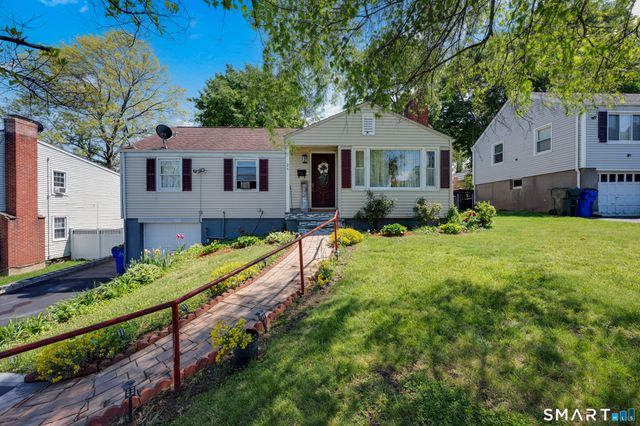 25 Crystal Street, Wethersfield, CT 06109
