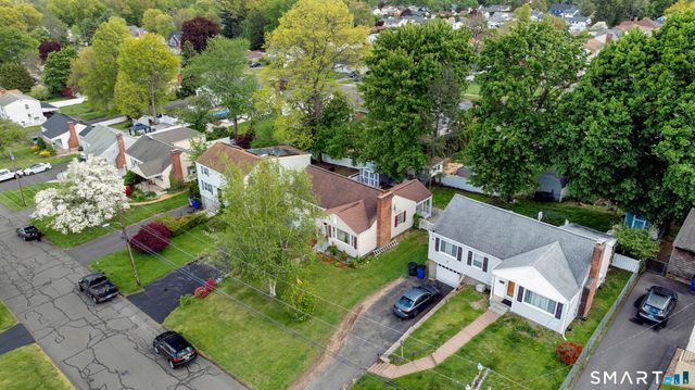 25 Crystal Street, Wethersfield, CT 06109