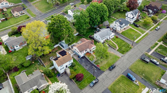 25 Crystal Street, Wethersfield, CT 06109