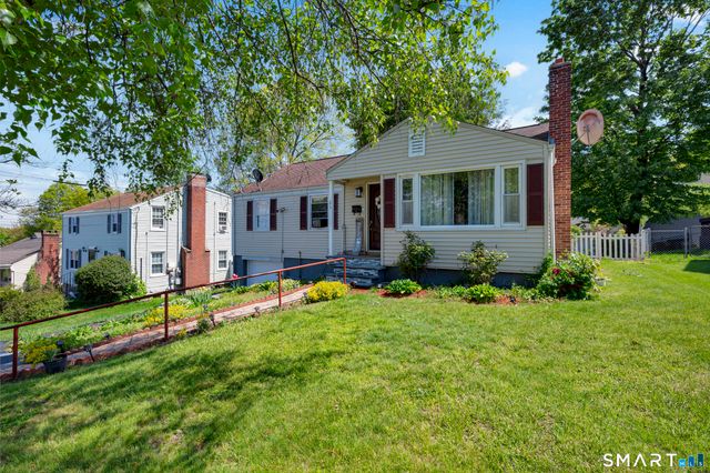 25 Crystal Street, Wethersfield, CT 06109